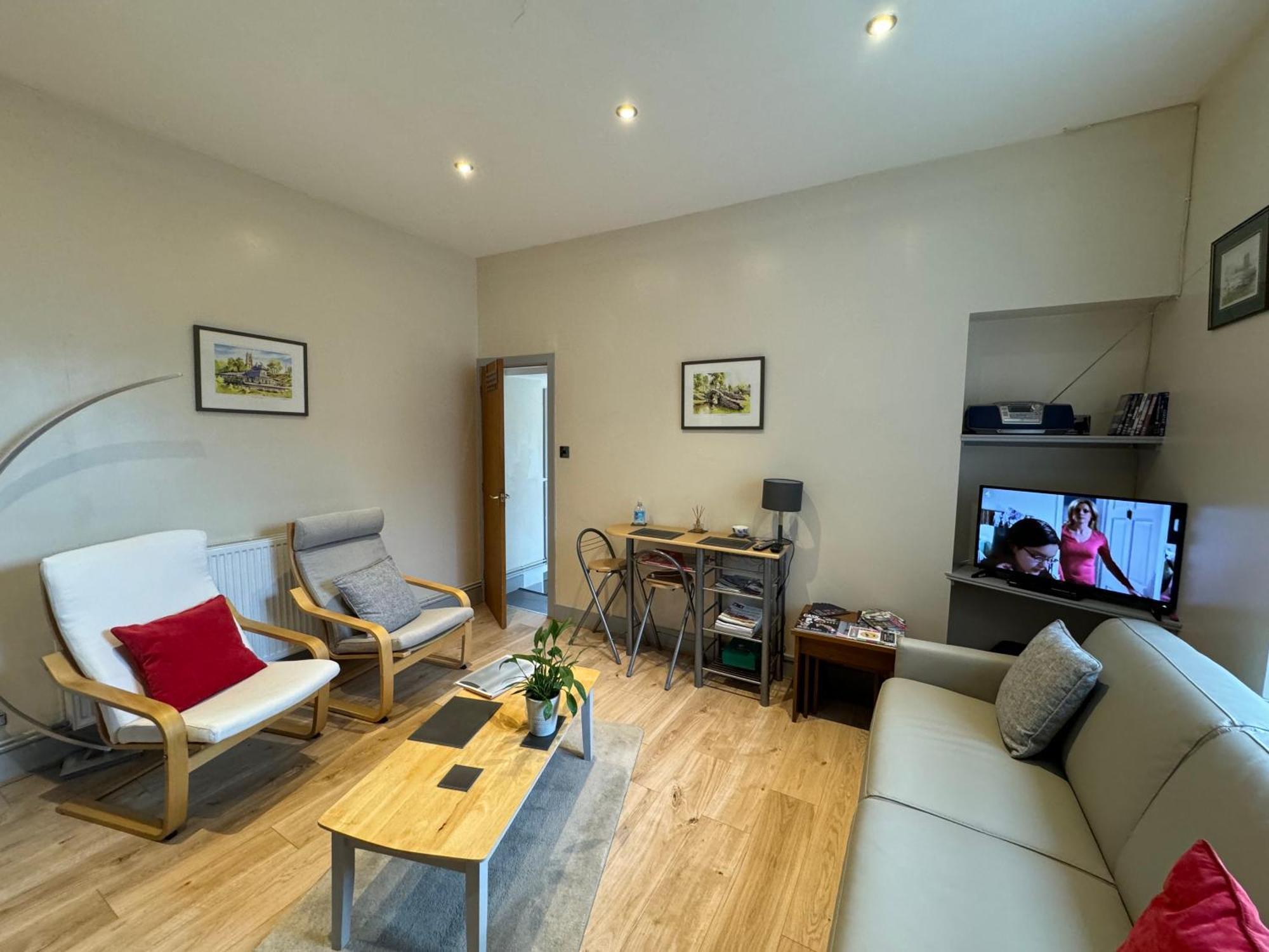 The Annex Keith Self Catering Wifi Private Parking Bkng Appartement Buitenkant foto